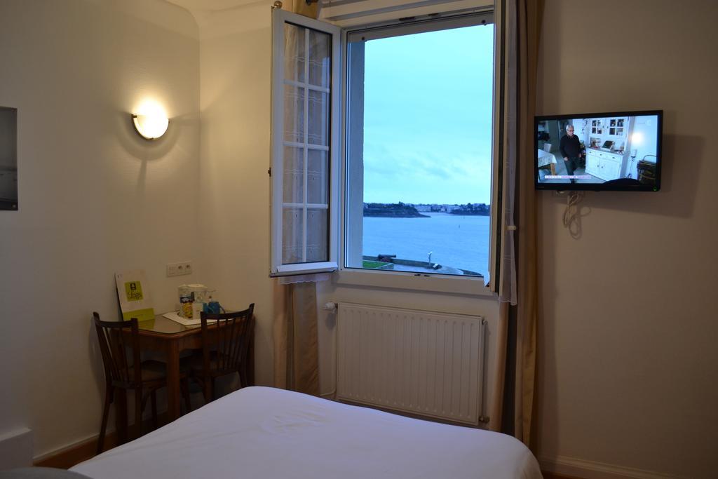 Hotel La Porte Saint Pierre-Logis Hotel Intra Muros מראה חיצוני תמונה
