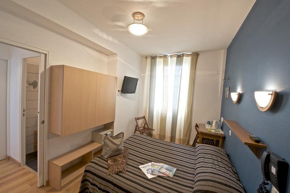 Hotel La Porte Saint Pierre-Logis Hotel Intra Muros מראה חיצוני תמונה
